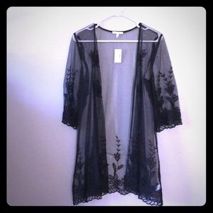 Laced Cover-up/Komono